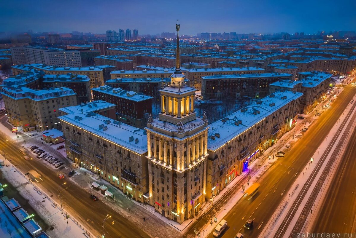 дом со шпилем спб фото