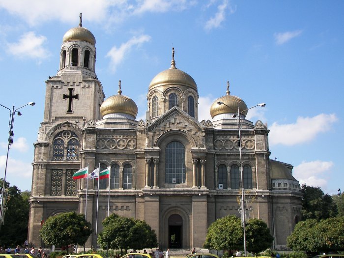варна собор успения пресвятой богородицы фото