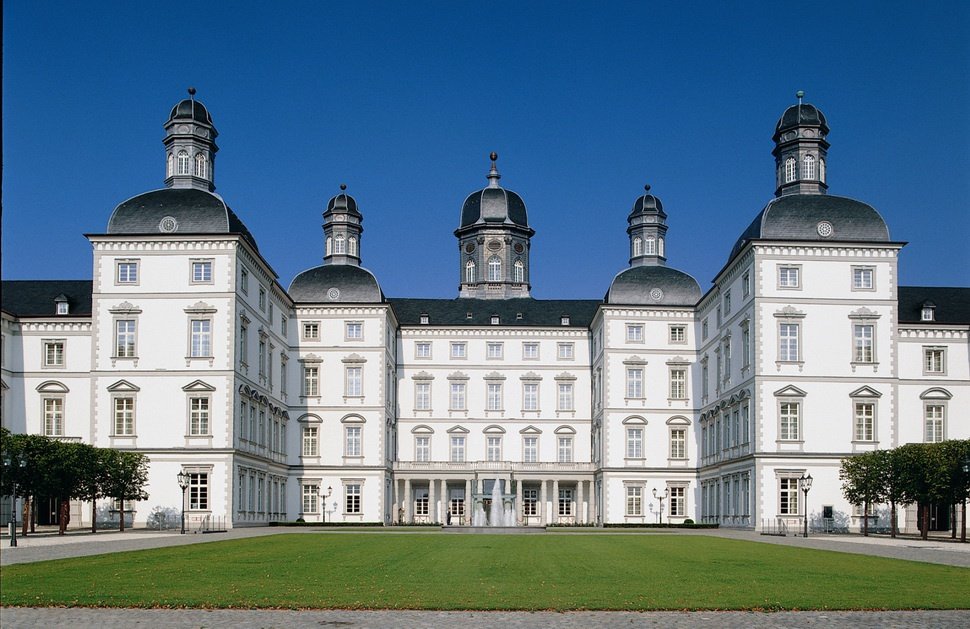 bensberg schloss германия фото