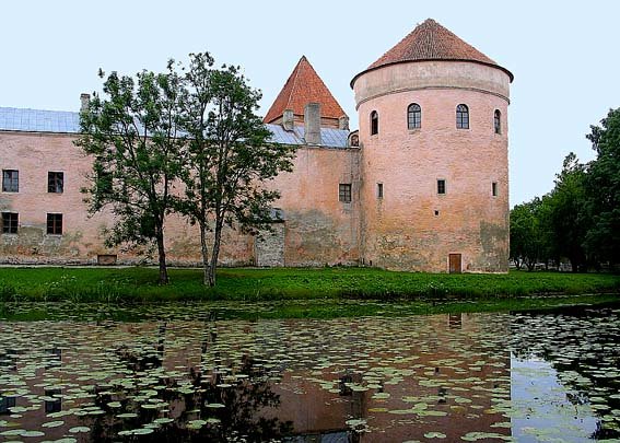 замок лоде эстония фото