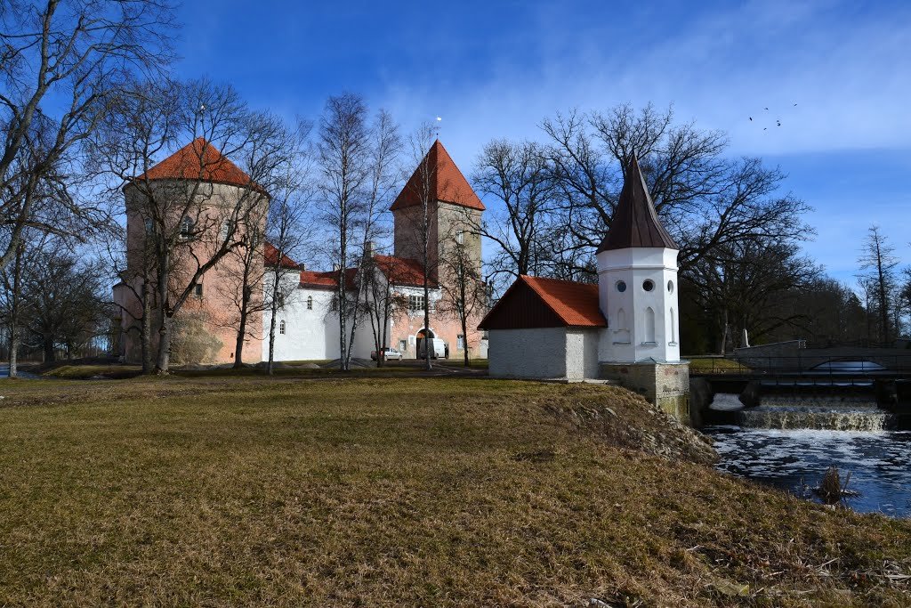 замок пуртсе эстония фото