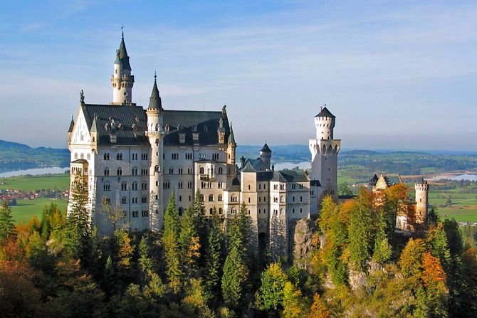 замок нойшванштайн бавария германия фото
