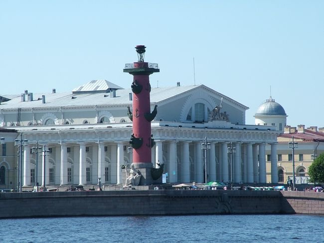 здание биржи в санкт петербурге фото