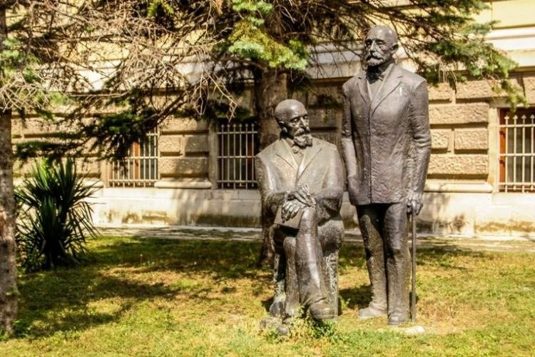 статуя ататюрка в стамбуле фото