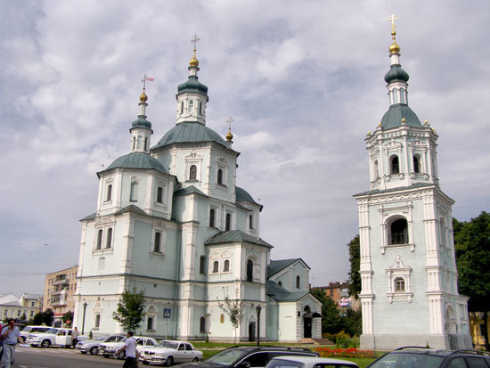 воскресенская церковь (сумы) фото