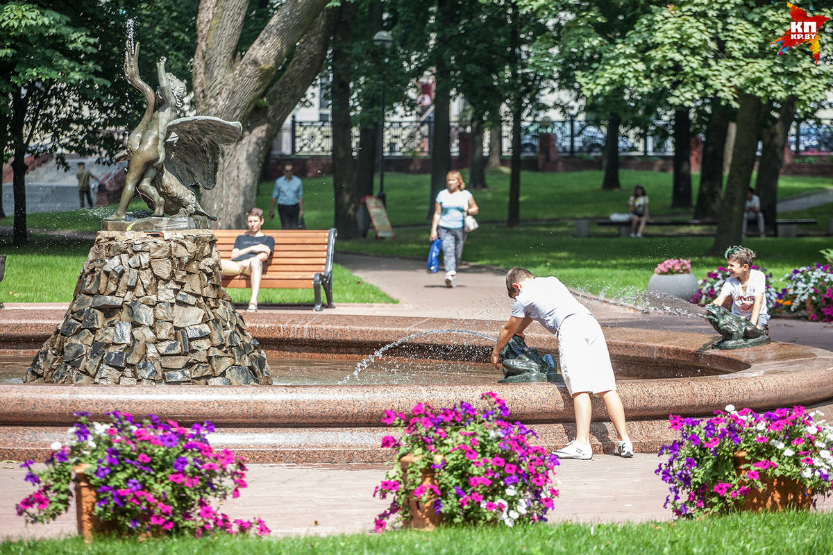александровский сквер минск фото