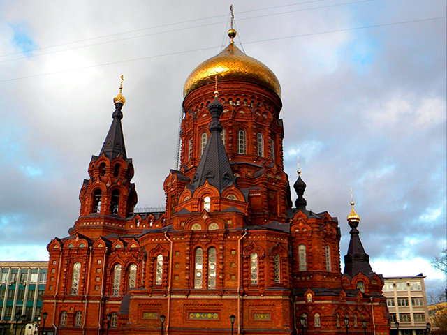 церковь богоявления на гутуевском острове фото