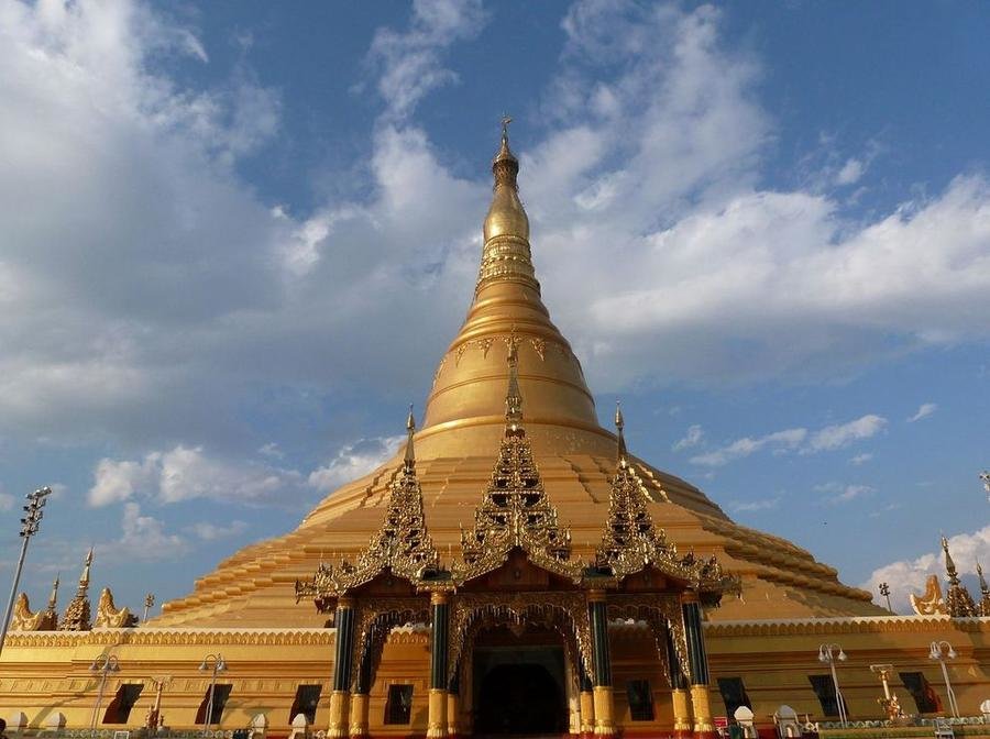 Uppatasanti Pagoda фото