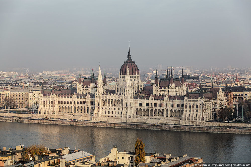 здание парламента венгрии фото