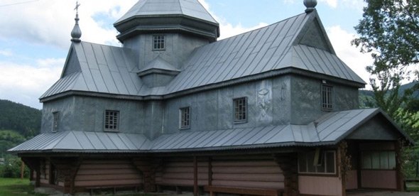 церковь михайловская в яремче фото