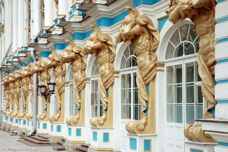 екатерининский дворец атланты санкт-петербург фото