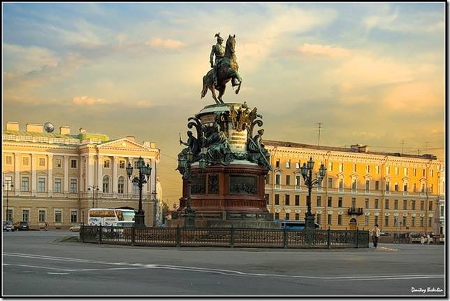 памятник николаю 1 в санкт петербурге фото