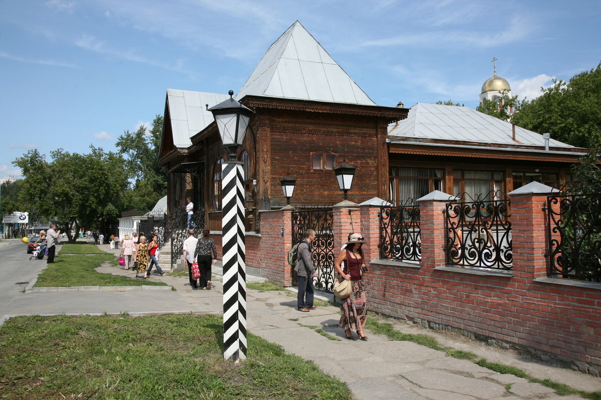 парк литературного квартала екатеринбург фото