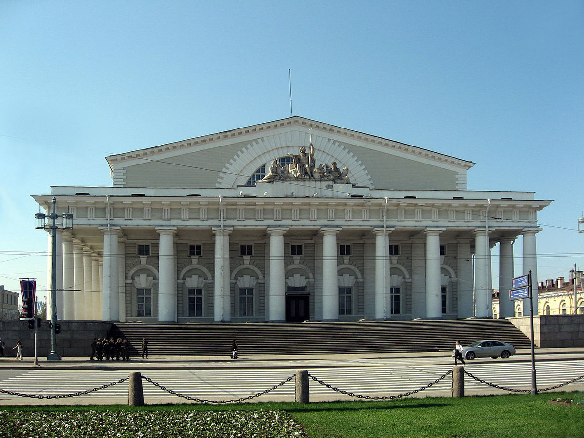 здание биржи в санкт петербурге фото