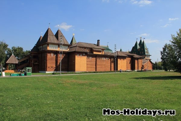 коломенское дворец алексея михайловича фото