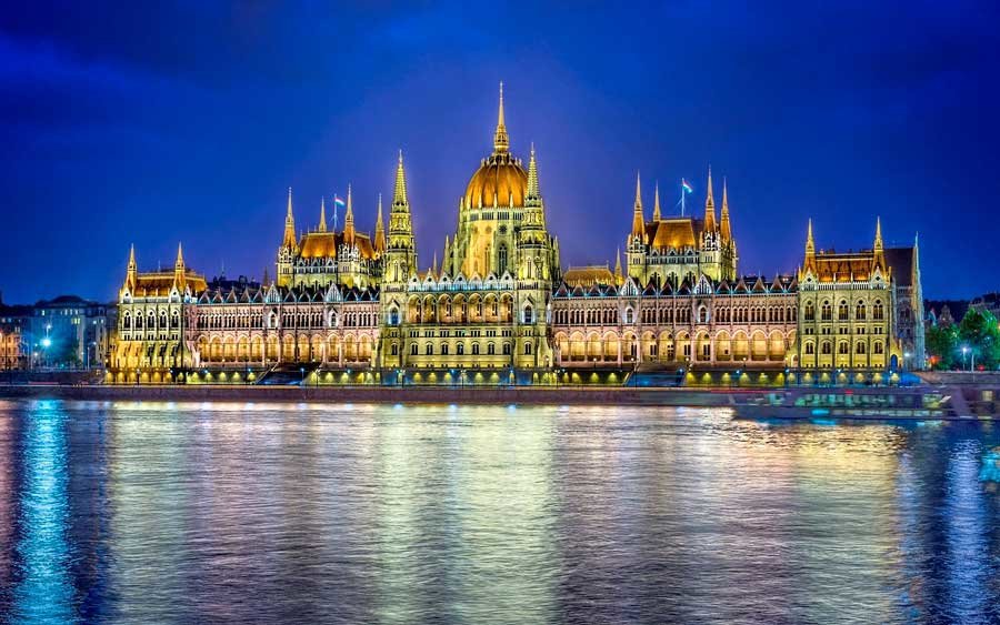 здание парламента в будапеште фото
