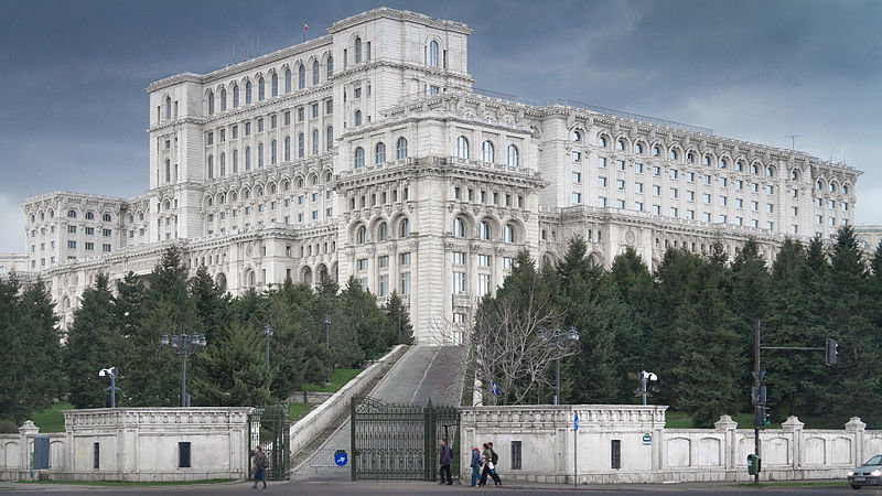 дворец парламента в бухаресте фото