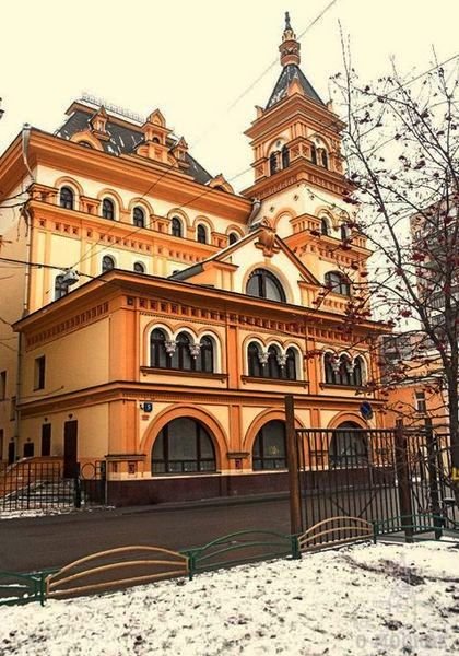 дом-теремок в первом хвостовом переулке фото