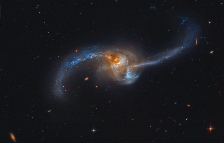 галактика ngc 2623 фото