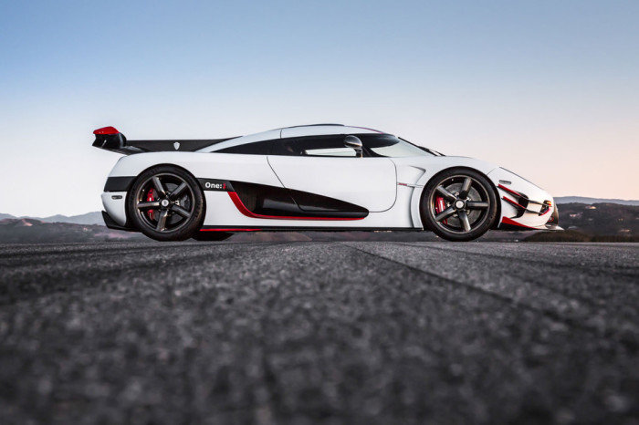 koenigsegg one:1 фото