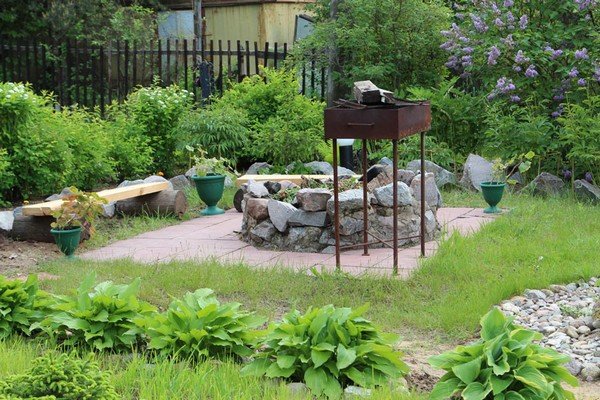 площадка для мангала на даче фото