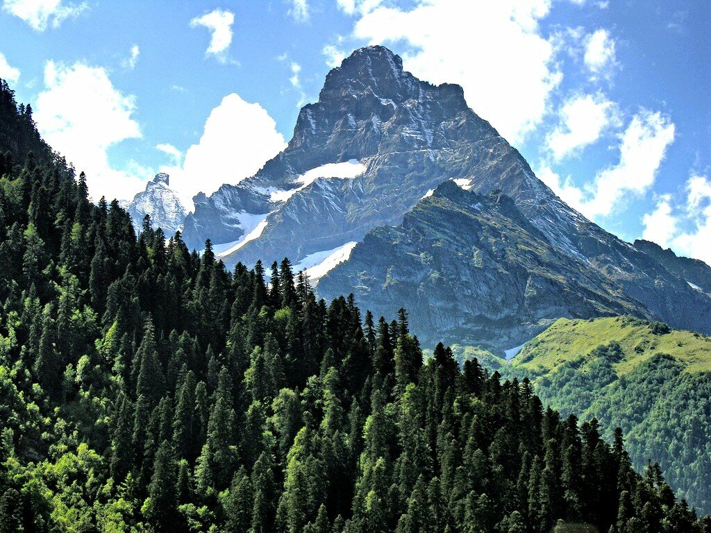 Кавказские горы. Домбай