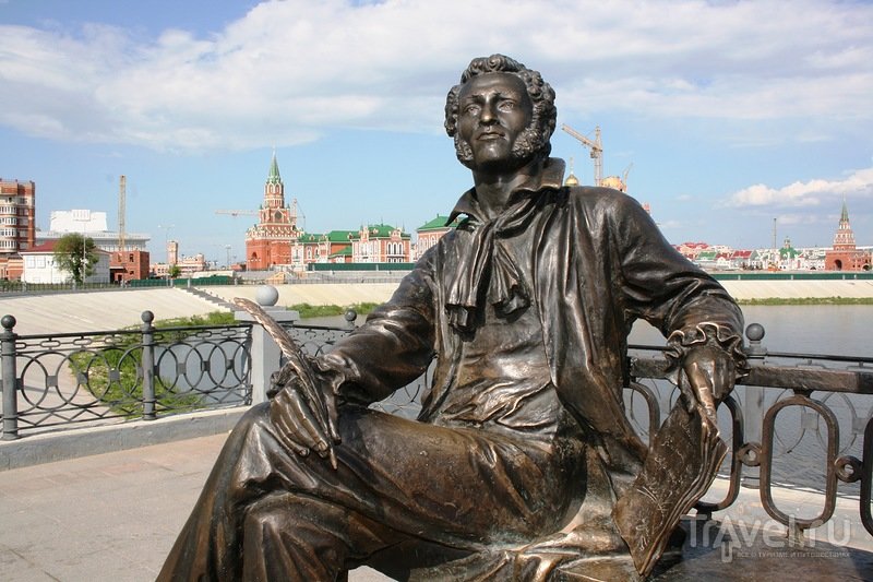 памятник а. с. пушкину (йошкар-ола) фото