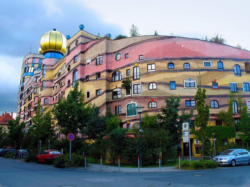 жилой комплекс «лесная спираль» (waldspirale), дармштадт (германия) фото