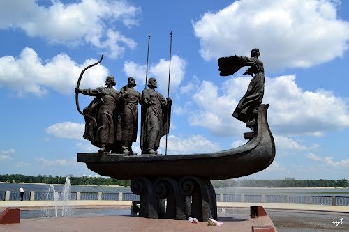 кий щек хорив и лыбедь памятник в киеве фото