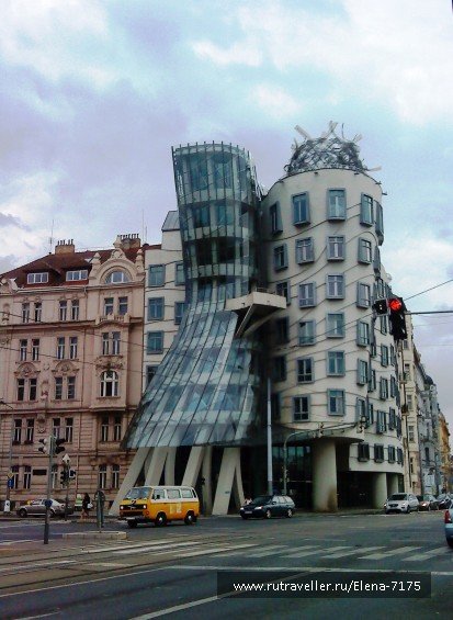 танцующий дом в праге фото