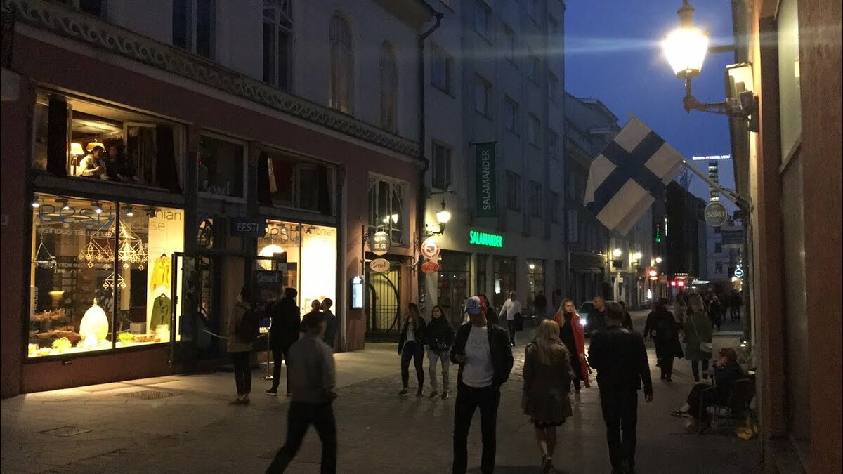 вечернее кафе в таллинне фото