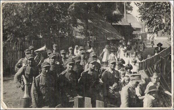лагерь для военнопленных 1915 россия фото