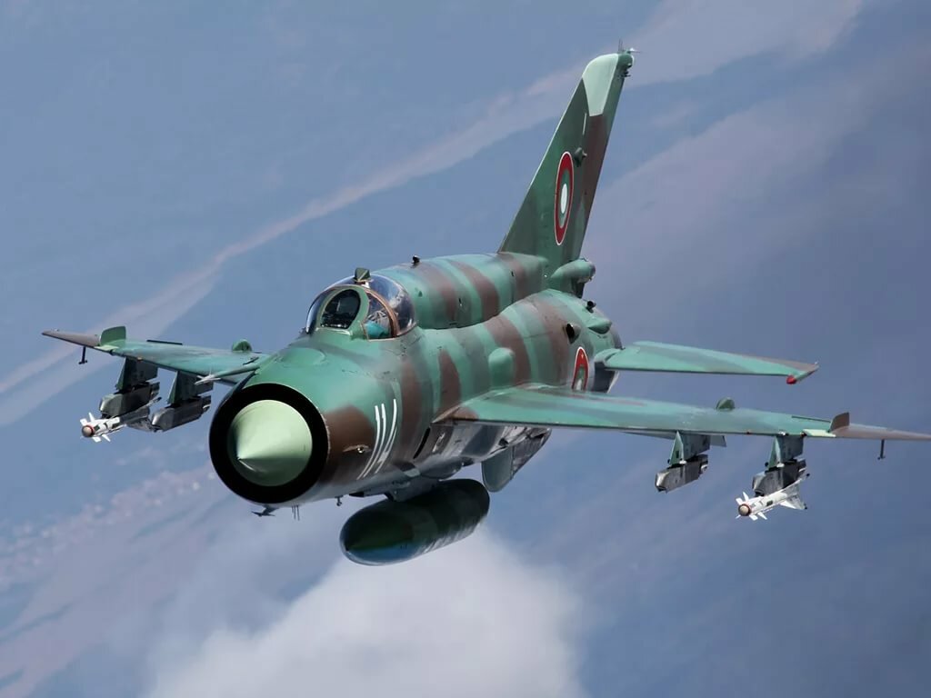 истребитель миг 21 фото