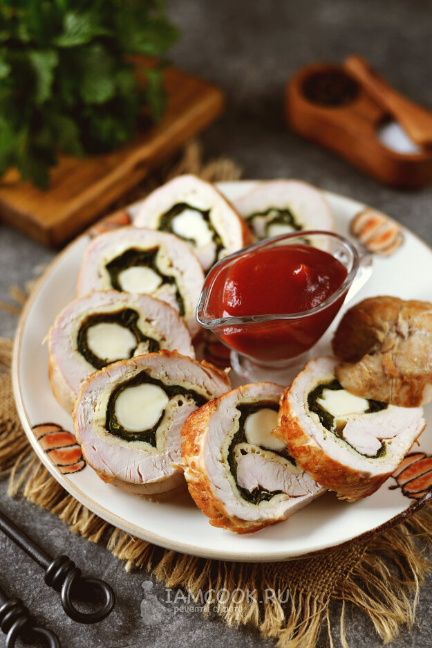 рулет из индейки фото