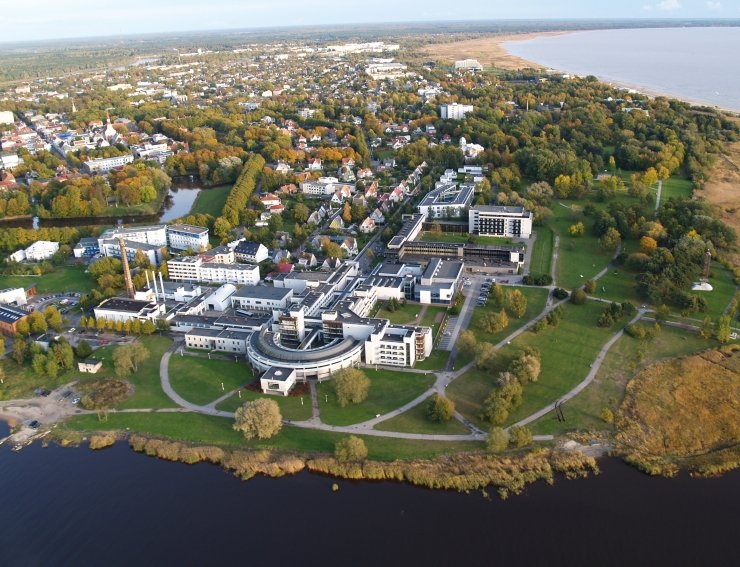 город валга эстония фото