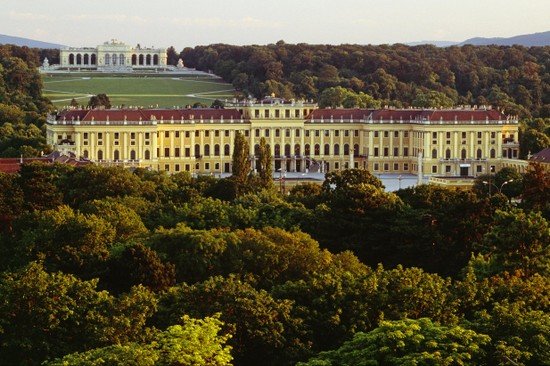 дворец шенбрунн фото