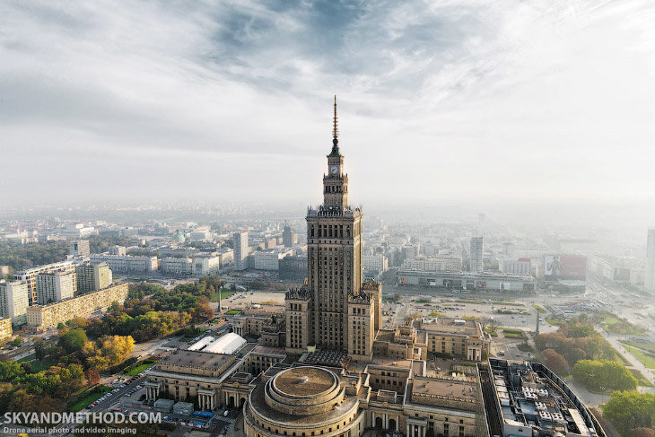 высотка в варшаве фото