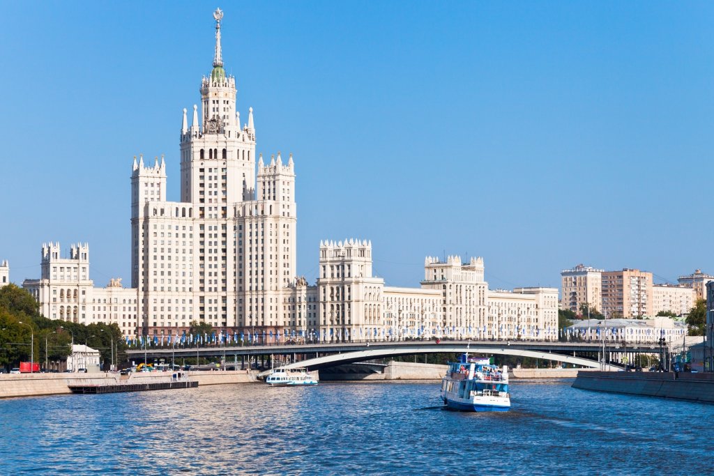 сталинская высотка на котельнической набережной фото