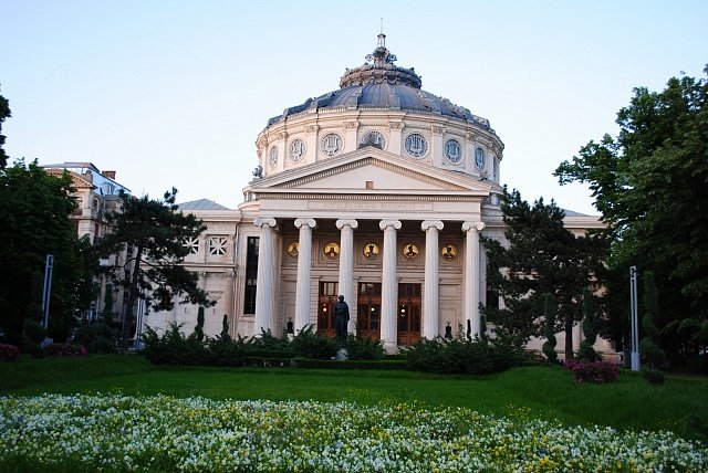румынский атенеум фото