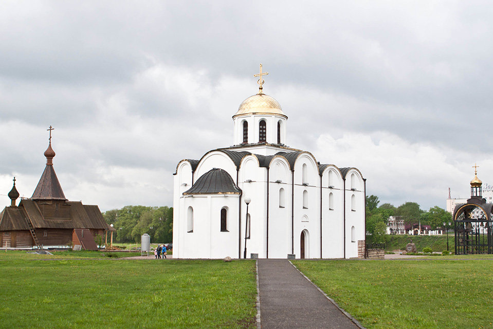 церковь благовещения xii века витебск фото