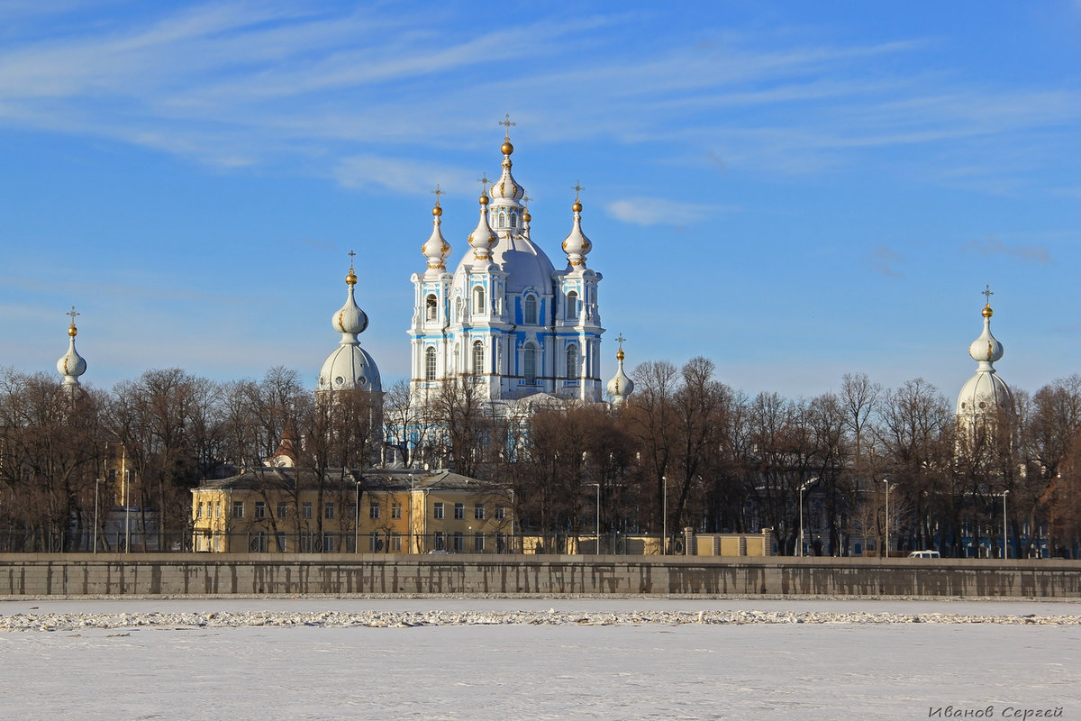 санкт петербург смольный собор фото