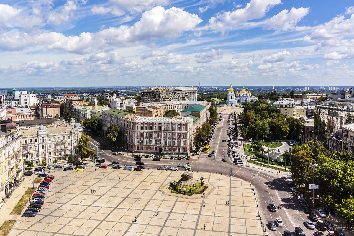 площадь в киеве фото