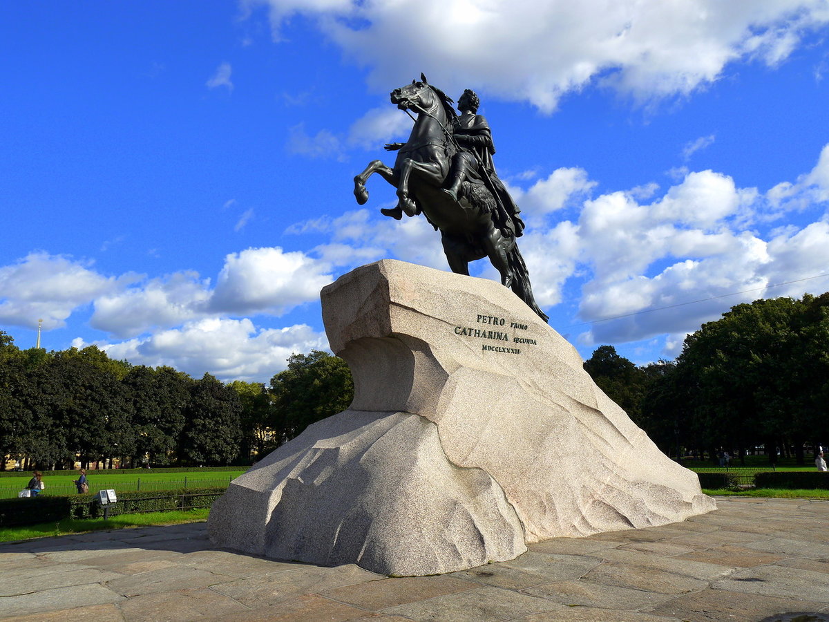 медный всадник памятник в санкт петербурге фото