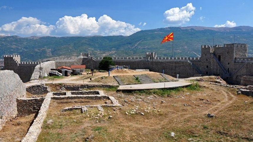 крепость царя самуила в македонии фото