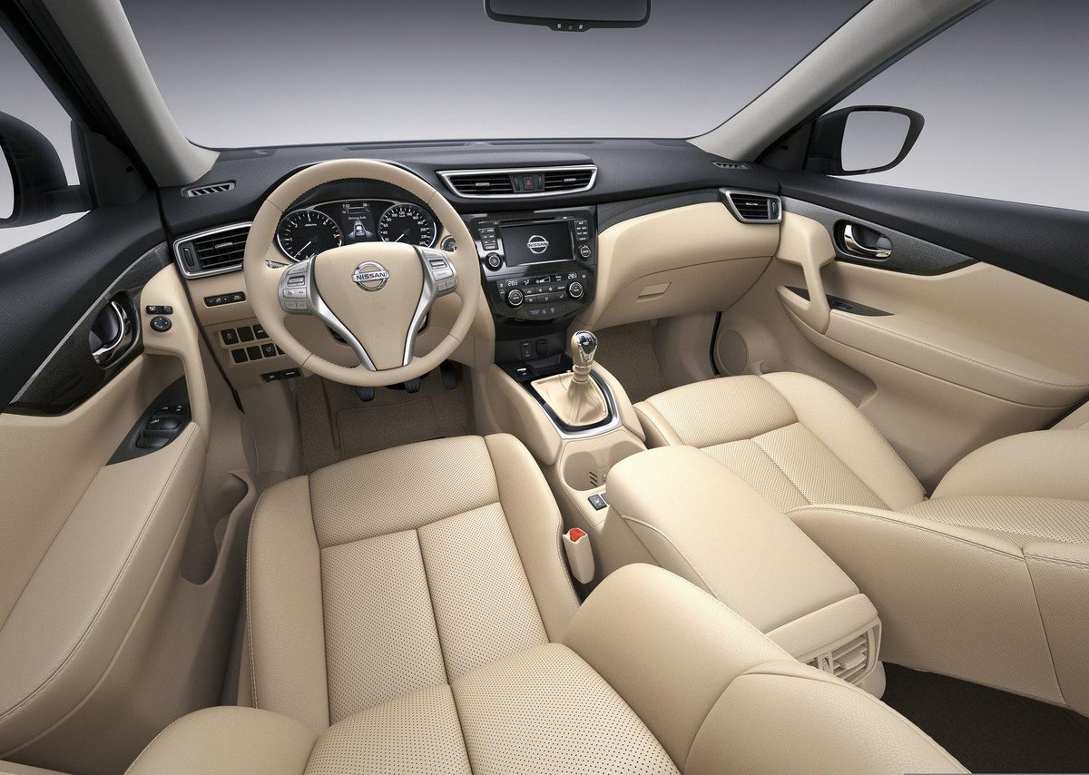 Nissan x trail салон