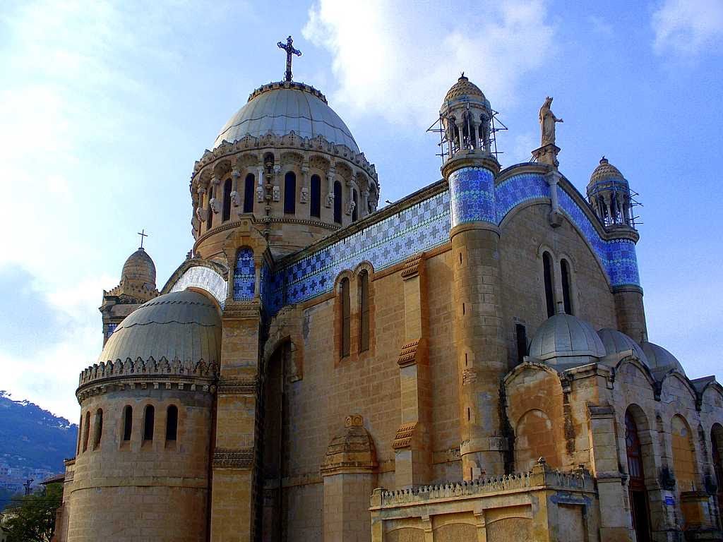 Собор Африканской Богоматери фото