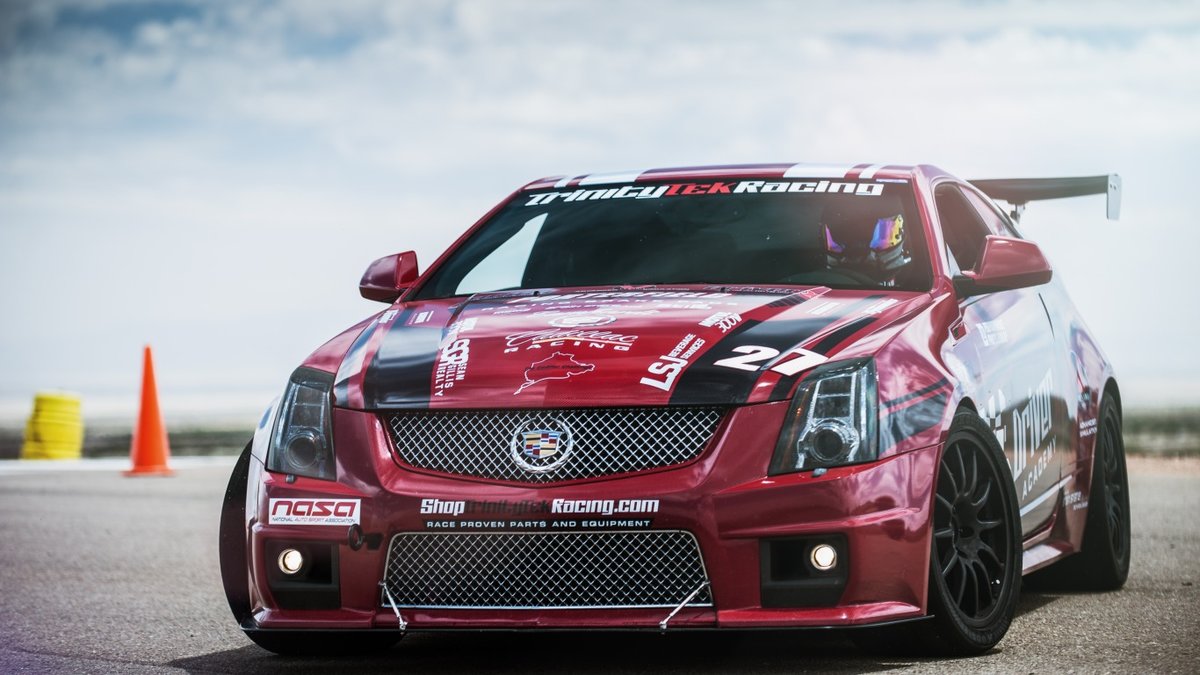 cadillac cts-v фото