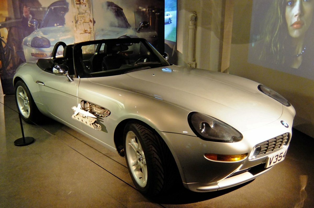 bmw z8 фото