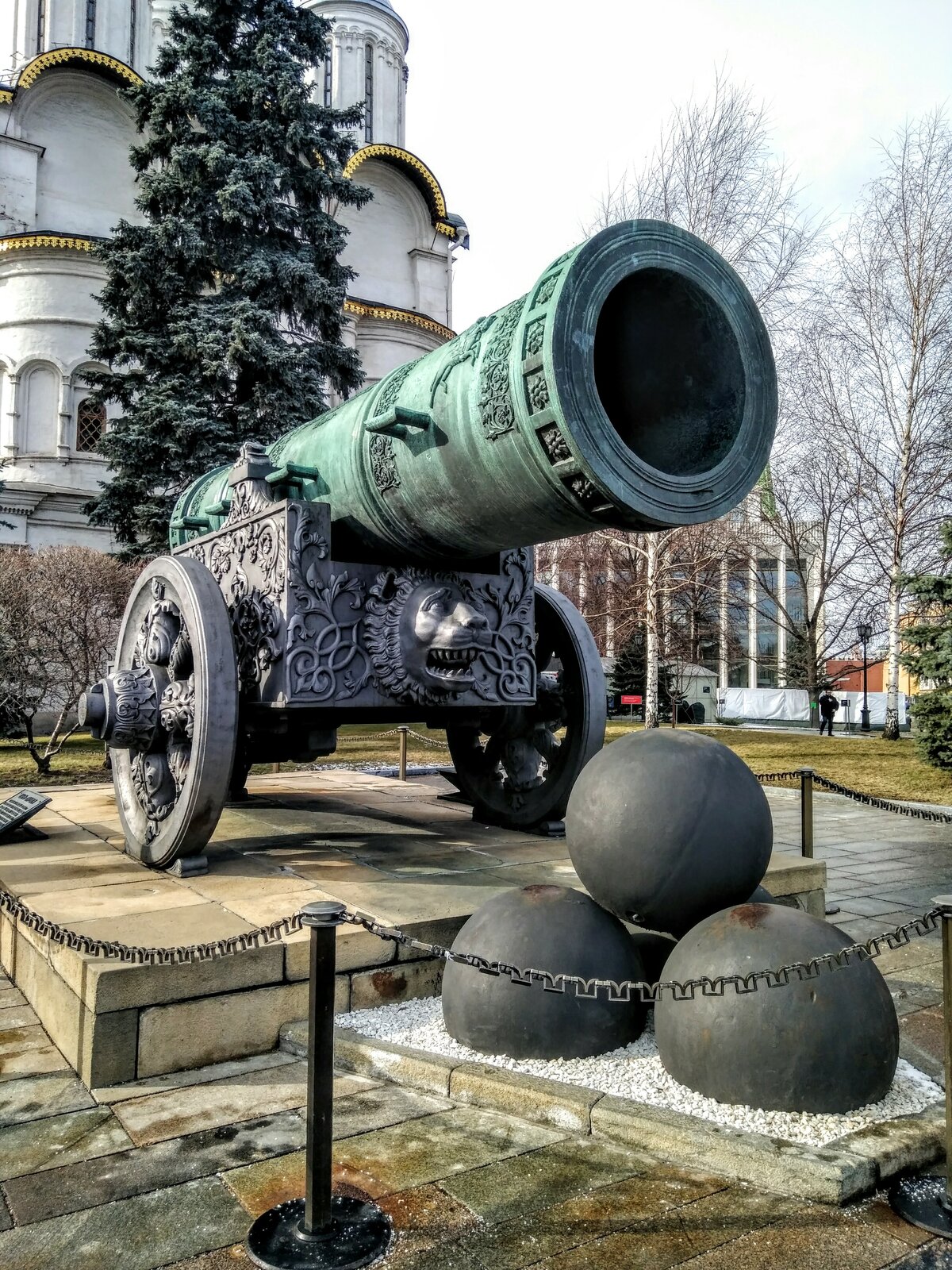 царь пушка московский кремль фото