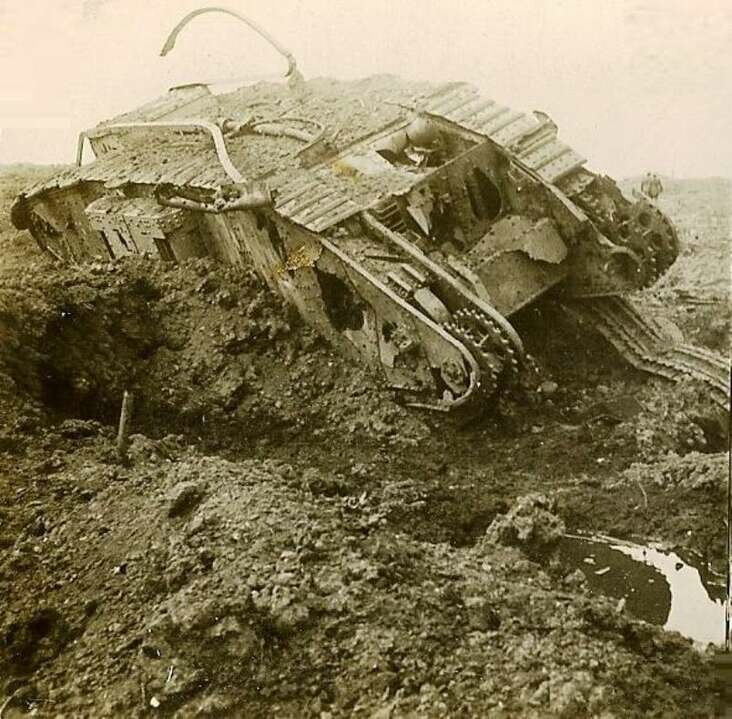 танк ww1 подбитый марк фото